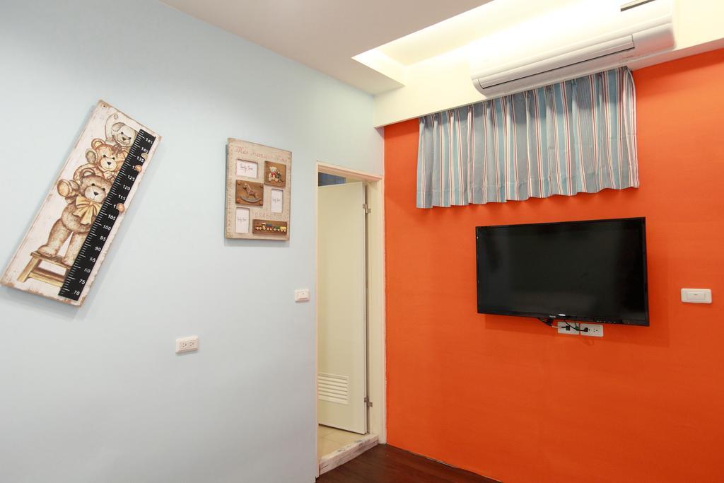 Bears Line B&B Train Station Hualien Rom bilde